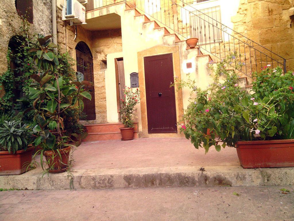 Domus Antiqua Bed and Breakfast Agrigento Eksteriør billede