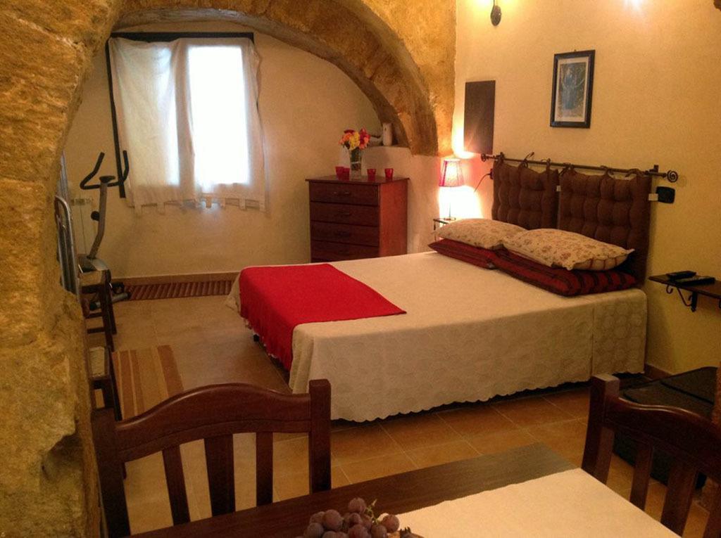 Domus Antiqua Bed and Breakfast Agrigento Eksteriør billede